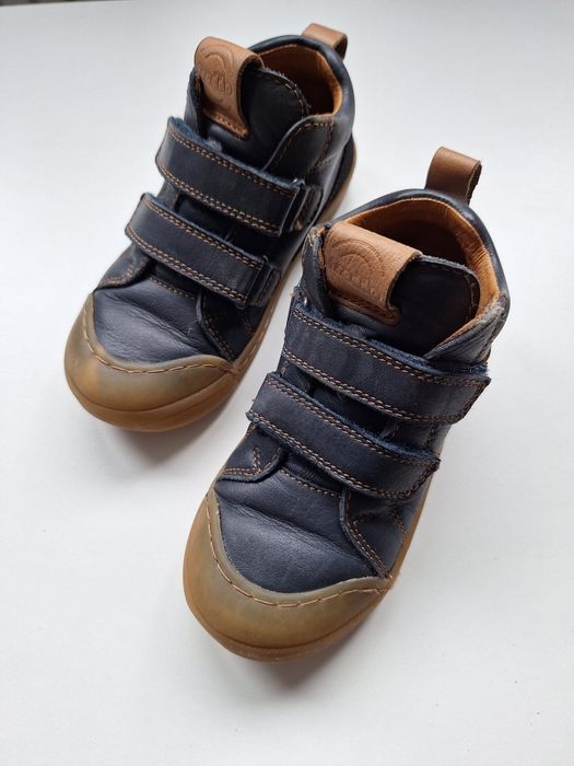 Sneakers Froddo inalti nr 25
În stare foarte buna, purtate de câteva o