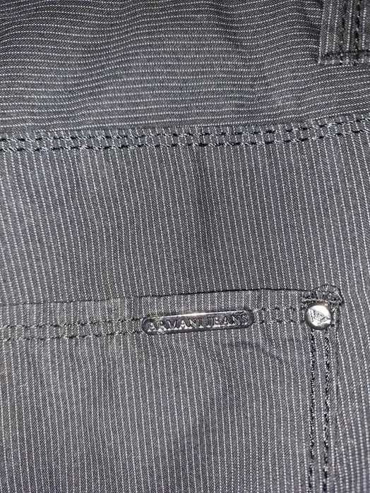 ЧИСТО НОВ панталон Emporio Armani размер S талия 82 см