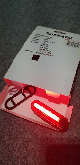 Lumina led roșie Tumble&Fall,Redeye,încărcare Usb,baterie litiu,Nou