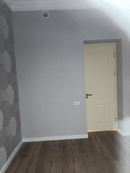 Файзли ва кўркам ховли уй сотилади.