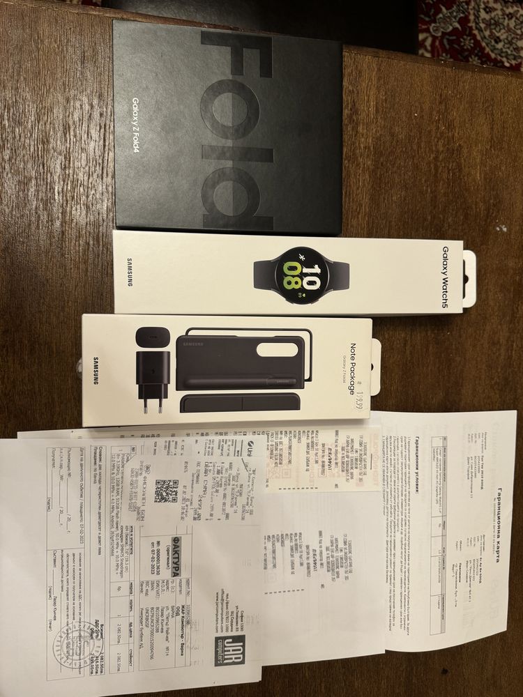 Продавам Samsung Galaxy Fold 4 512 BG +часовник+калъф