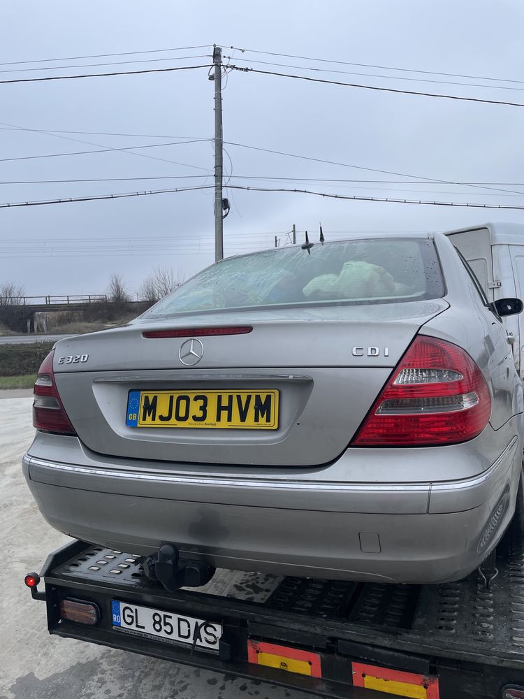 Dezmembrez Mercedes w211 e320 diesel