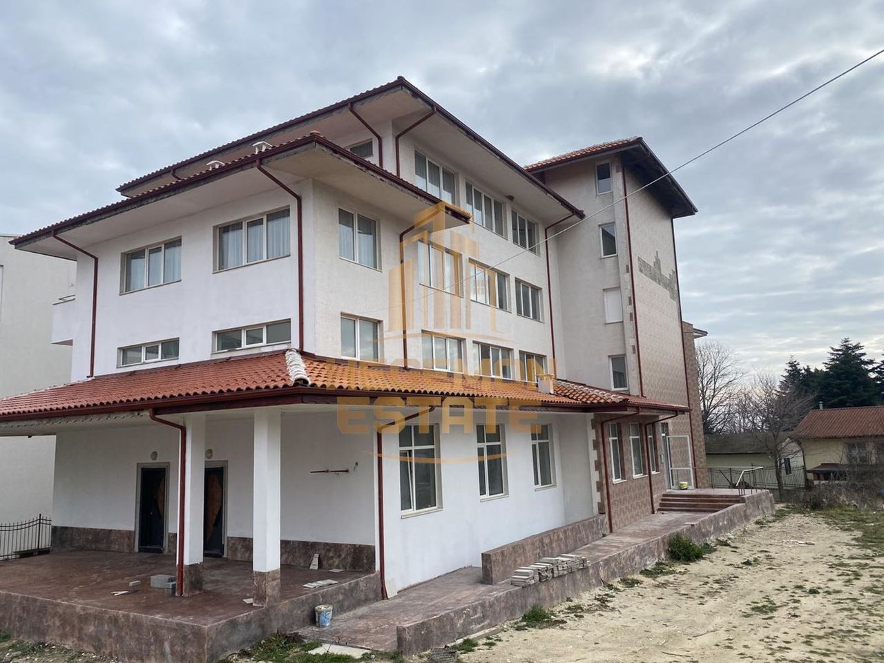 Продава се Двустаен апартамент в Бяла - 94 кв.м за 900 €/кв.м - Снимка #11