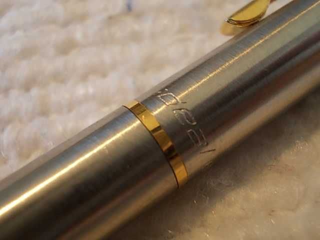 Луксозна химикалка с часовник Ideal 63