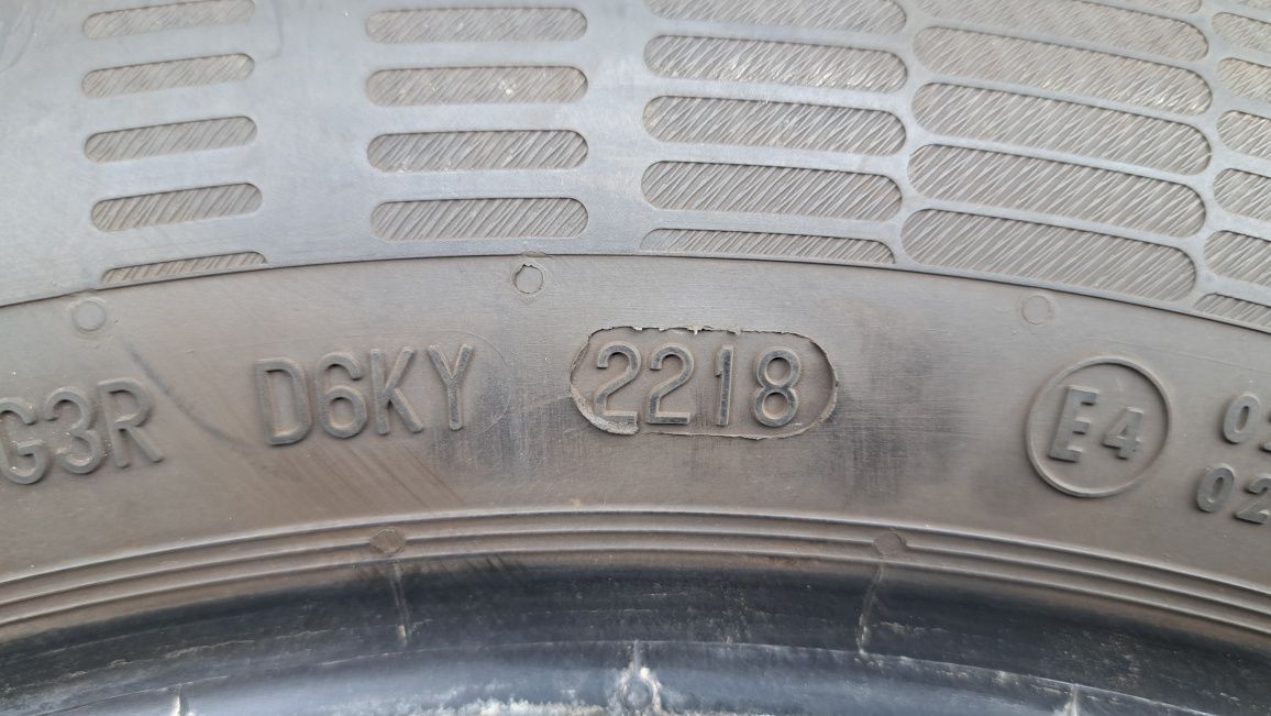 Летни гуми 215 55 17 Continental