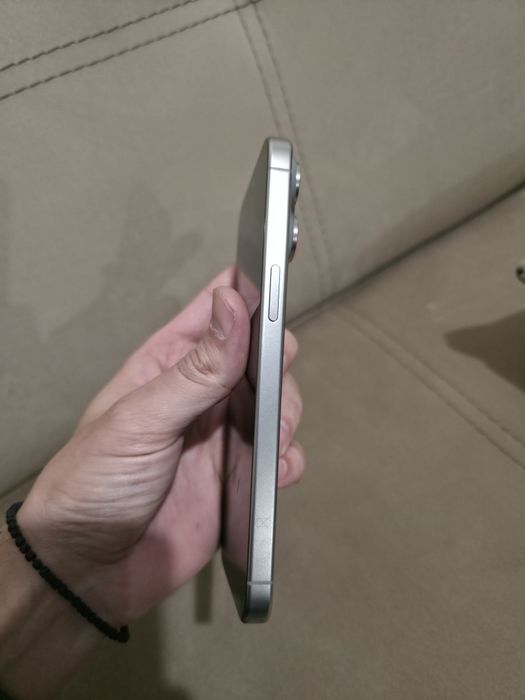 iPhone 15 Pro Max iCloud