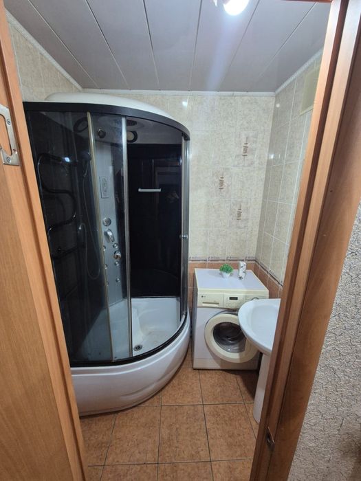 Сдам 2 комнатную улучшенную