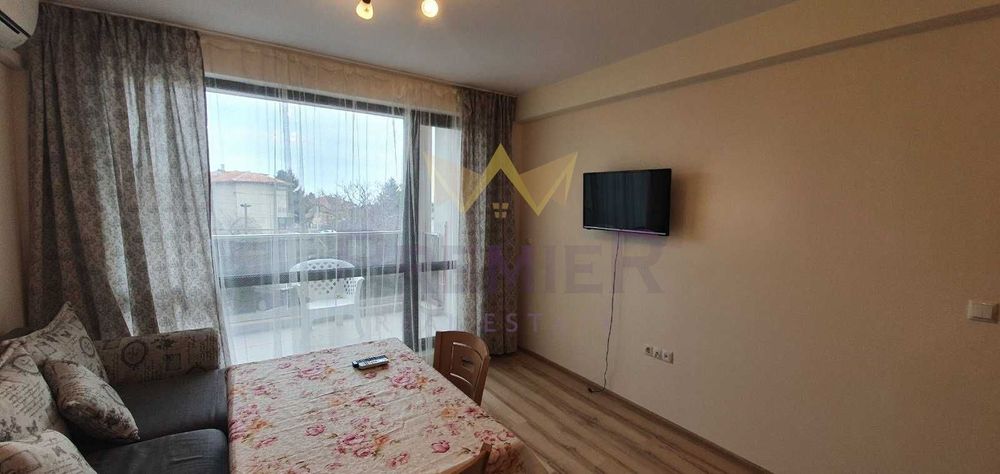 Дава се под наем Двустаен апартамент в Варна, м-т Траката - 55 кв.м за 357 € - Снимка #3