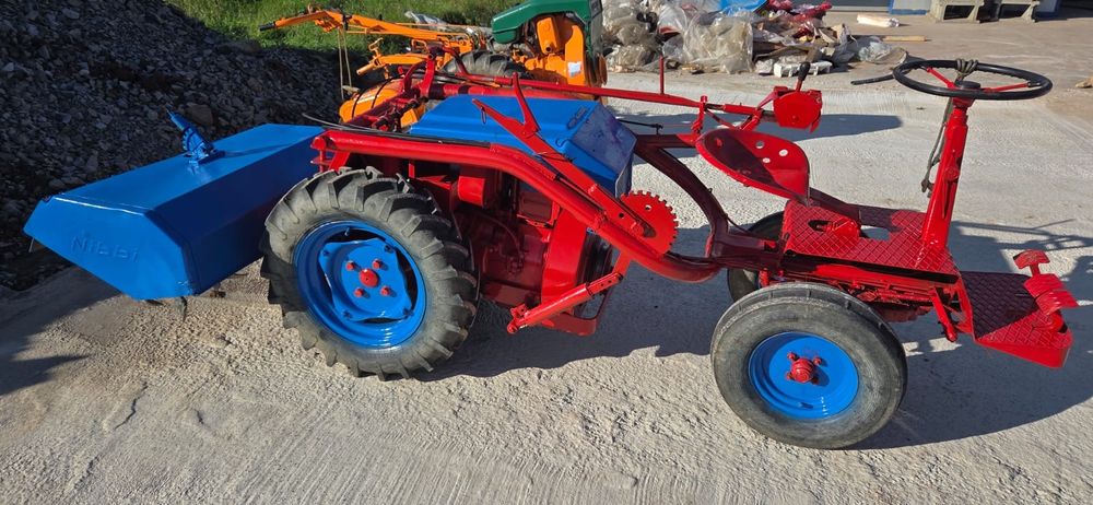 Vind Doua motocultoare Pasqali si Nibe