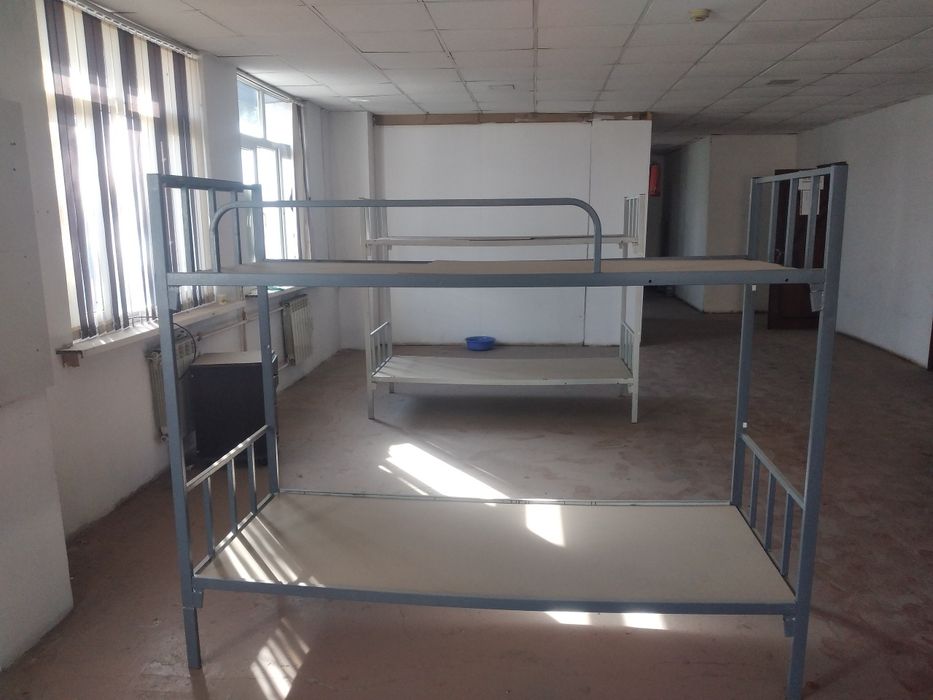 Кровать двухъярусная металическая