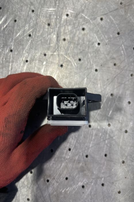 Modul acceleratie laterala A 006 542 42 18 A 006 542 42 18 A 006 542