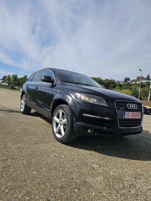 Q7 de vanzare , 3.0 tdi ,5 locuri