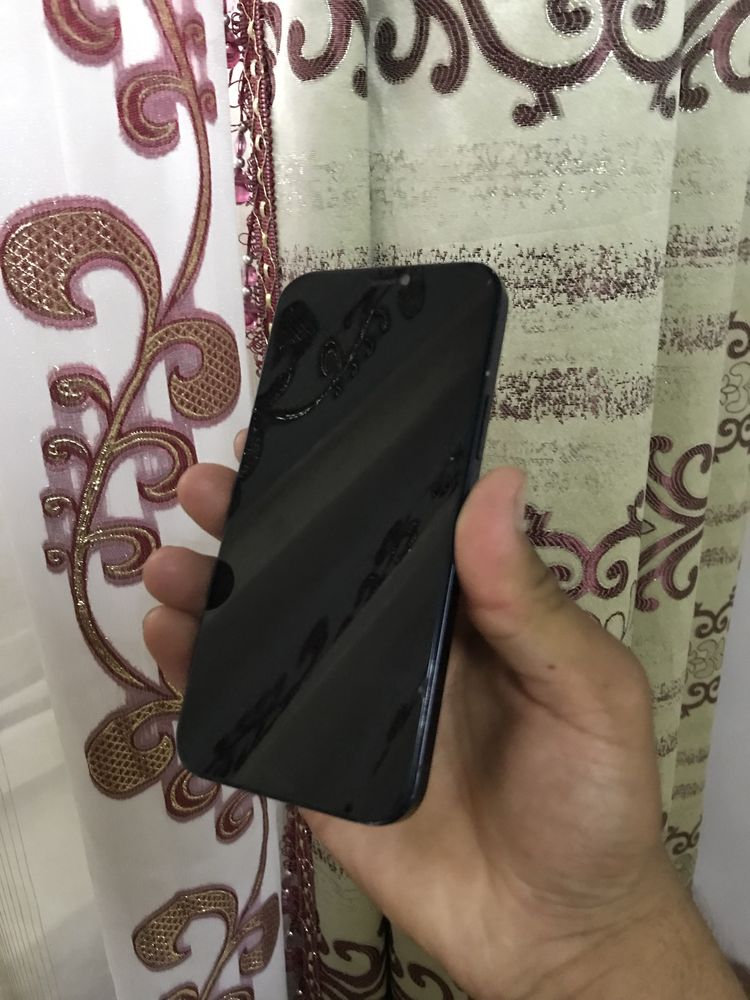 Iphone 12 obmen bor
