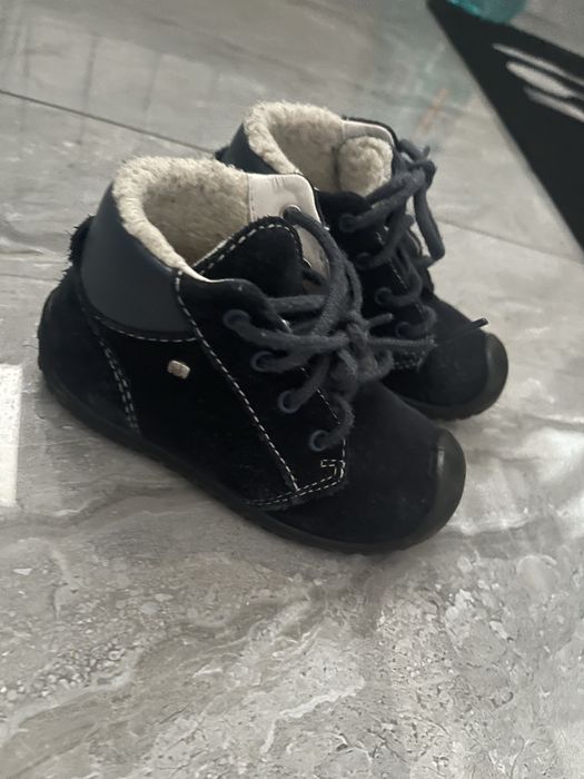 Ghete baieti marimea 22 Elefanten