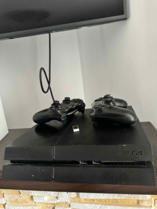 Ps4 in stare foarte buna!