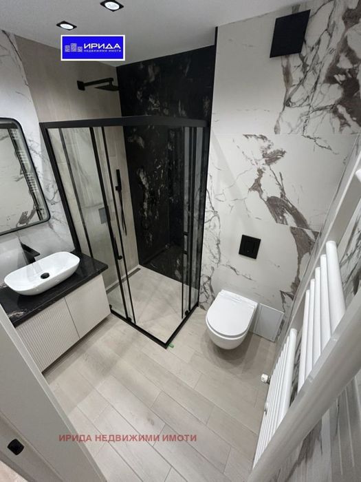 Просторен тристаен обзаведен апартамент в Кръстова вада