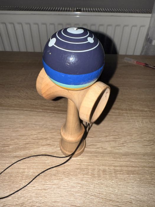 Vând kendama profesioanlă,OKendama Space 1 Blue,preț negociabil