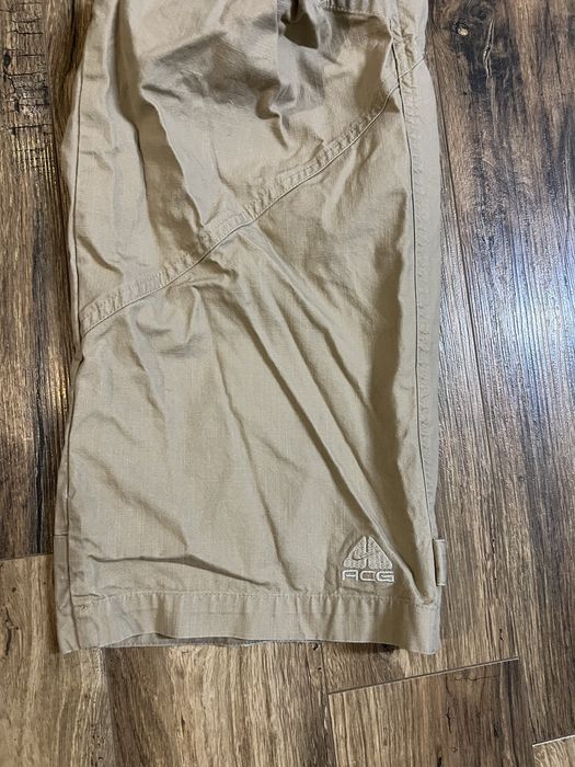 Nike ACG Cargo size 32 M