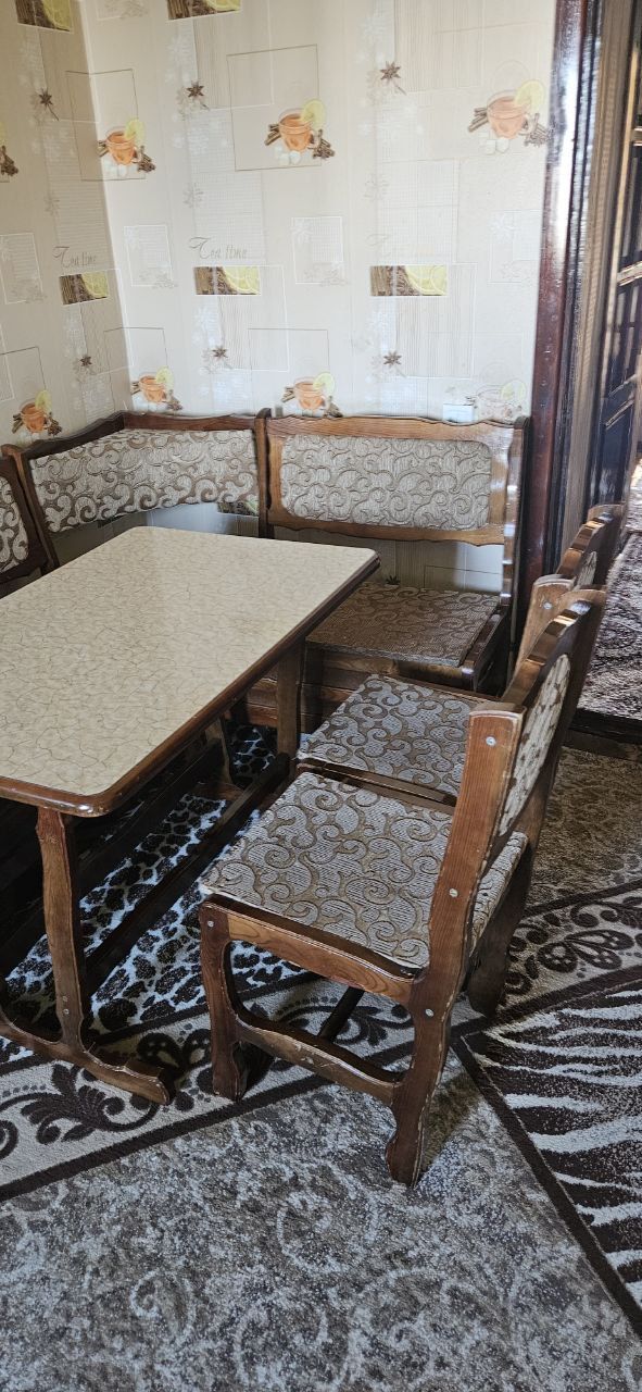 Кухни мебель  прадаеотса