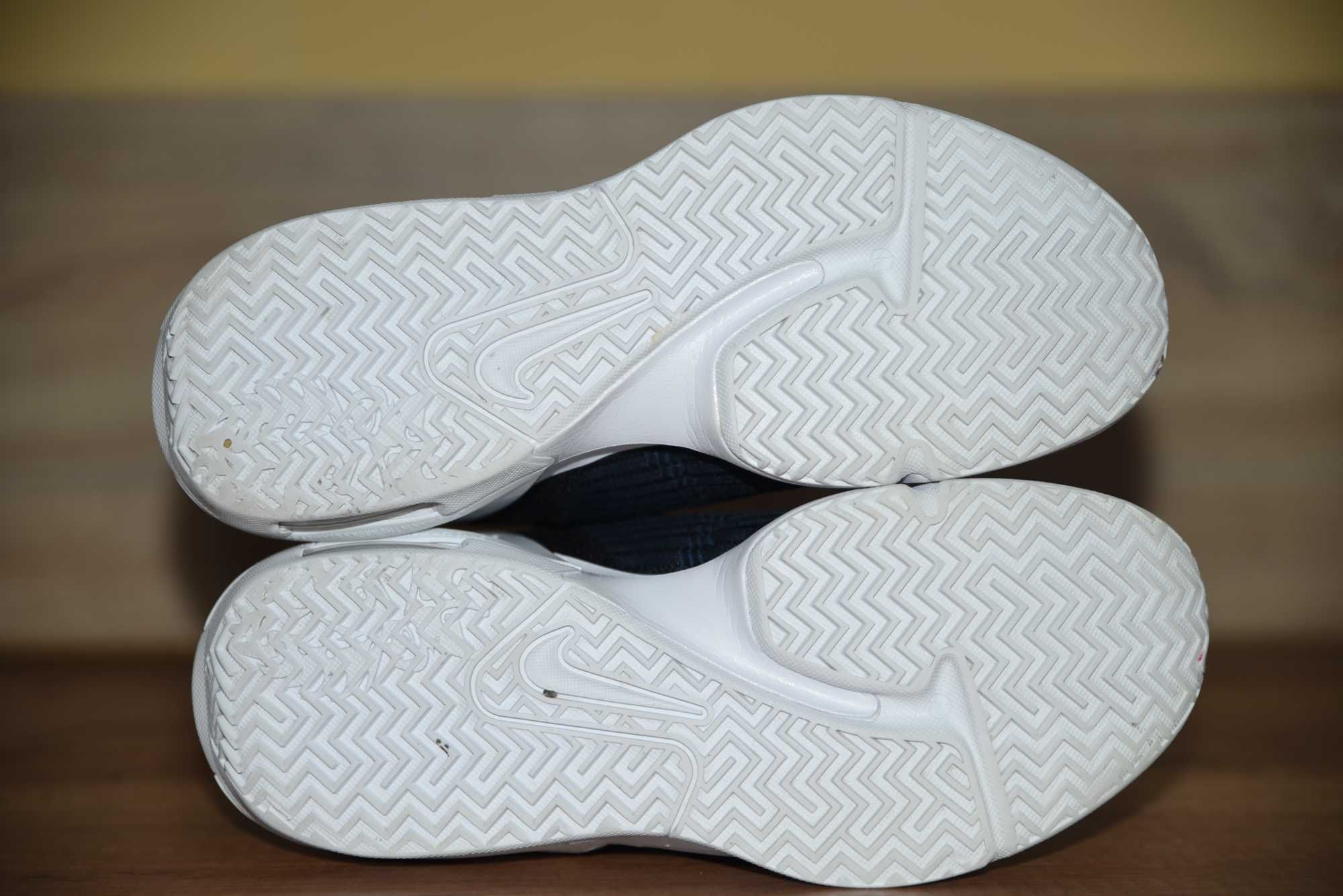 Nike Lebron James оригинални маратонки 41 номер