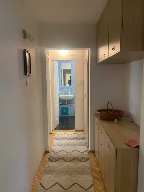 Dau in chirie apartament 4 camere Zorilor