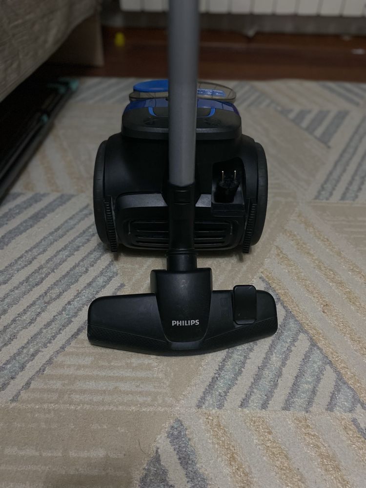 Продам  Пылесос philips
