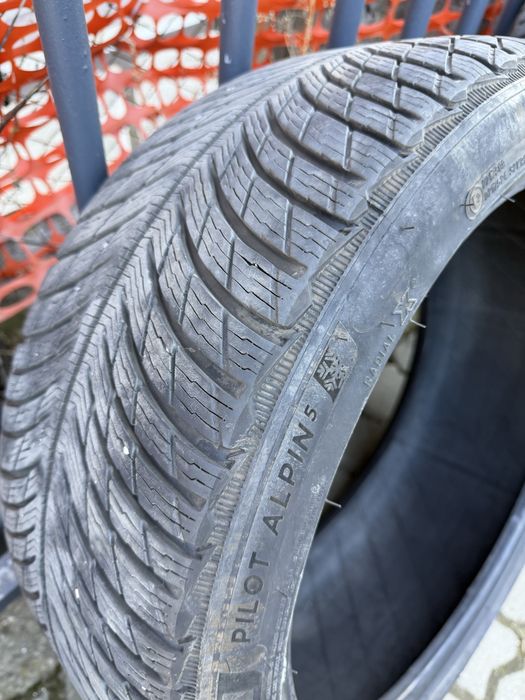 Cauciucuri iarna Michelin Pilot Alpin 5 235/40 R18