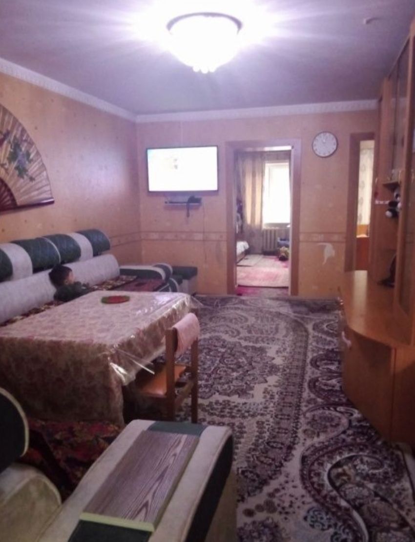 Сдаётся квартира.Чиланзар 1 квартал 3/3/4 с обстановкой
