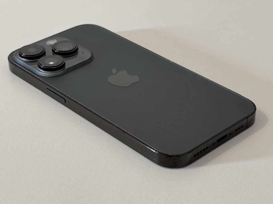 Бартер! Отличен! iPhone 14 Pro 89% Батерия! Space Black (Черен)