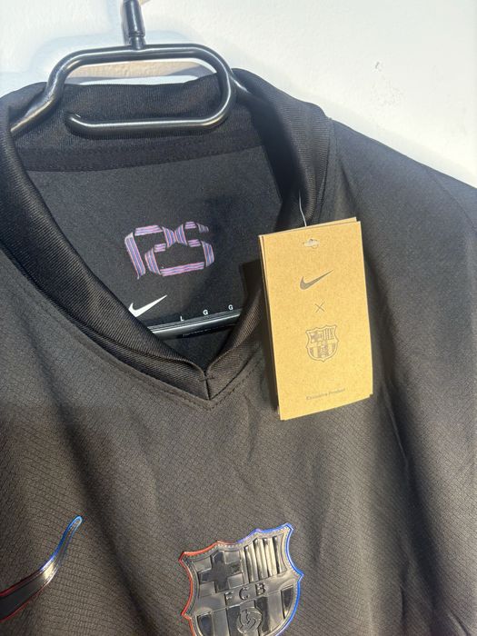 tricou barcelona travis scott