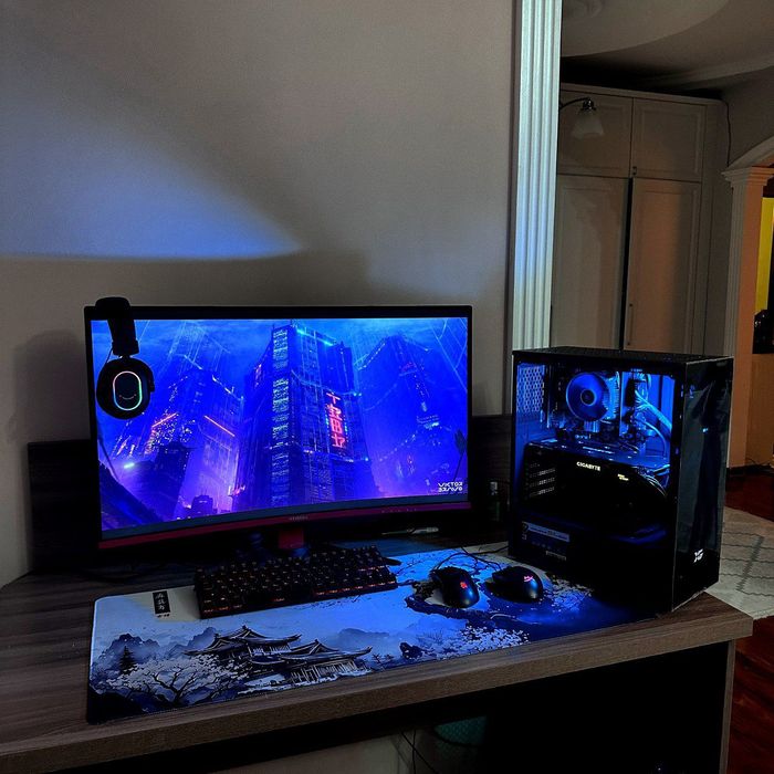 Компьютер весь. Монитор 144 герца gtx 1070 i5 9400 клава механика