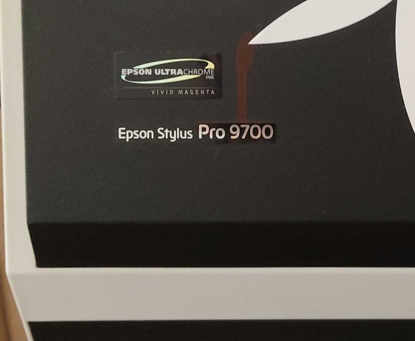 Принтер Epson за части и нова глава за принтер
