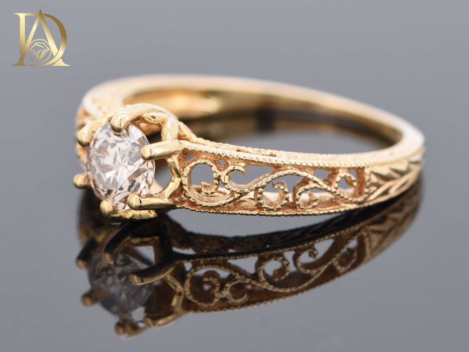 Нов Златен Пръстен с 0.55кт Естествен Брилянт