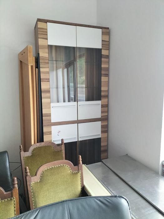 Vitrină / dulap /bibliotecă adusă din Germania .220x90x40