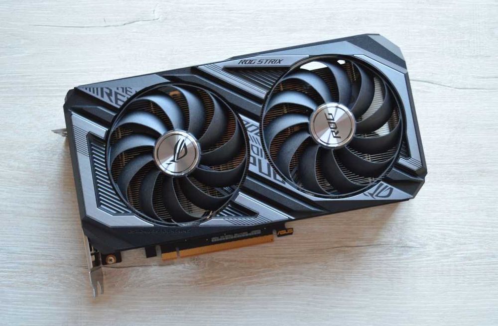 Asus Rog Strix RX6650XT oc
