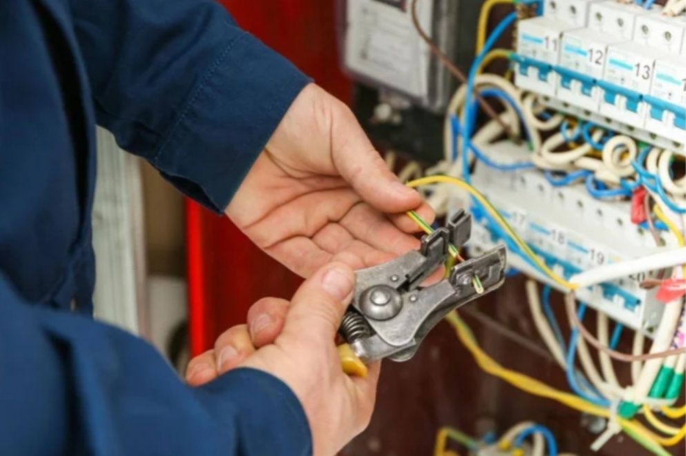 Electrician autorizat Câmpina