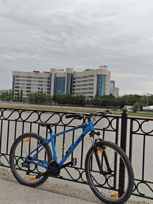 продам велосипед Giant ATX
