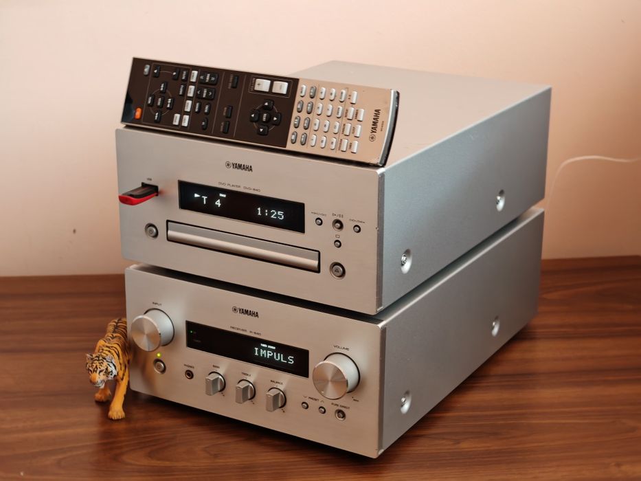 Yamaha R-840 Pianocraft Series. Bijuterii. Cap serie. Preț fix !