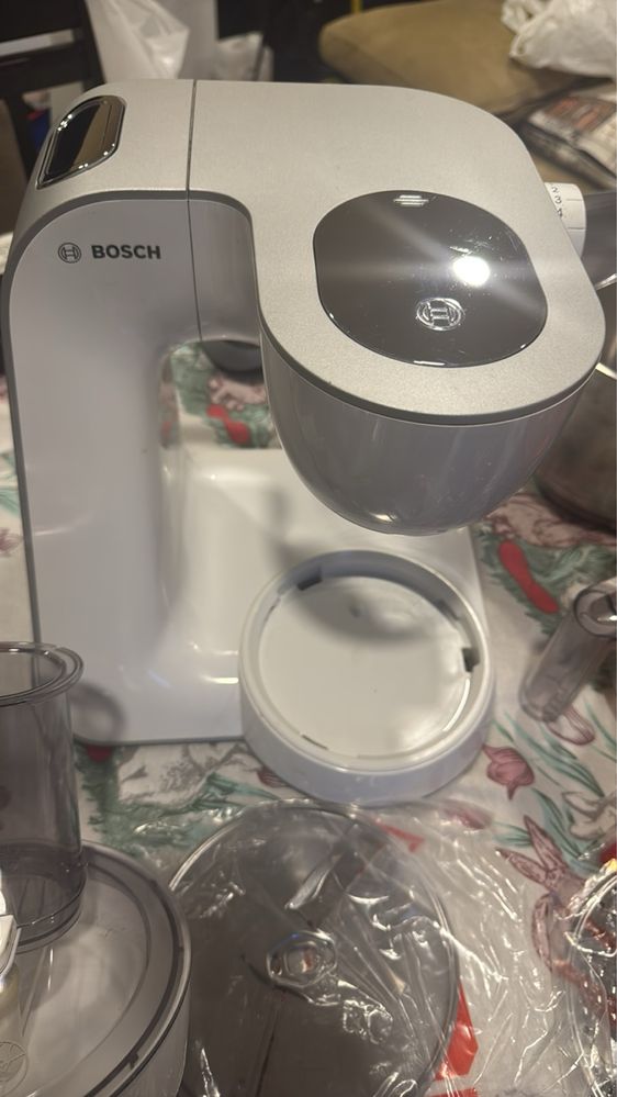Кухненски робот Bosch MUM 54040/01