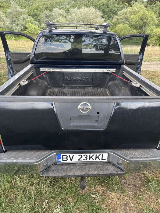 Nissan navara D40