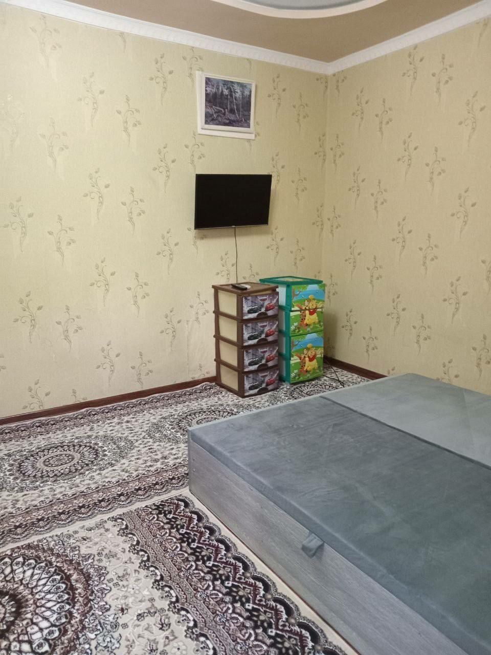 Горгазда 1-этажда жойлашган 2 хонали квартира ижарага берилади