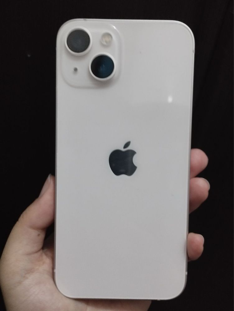 Продам Iphone 13