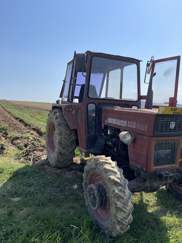 Tractor Universal U445 DTC 4x4