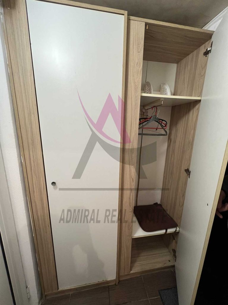Дава се под наем Едностаен апартамент в Варна, Гръцка махала - 16 кв.м за 150 € - Снимка #2