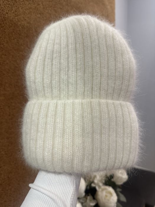 Продам новую шапку Италия