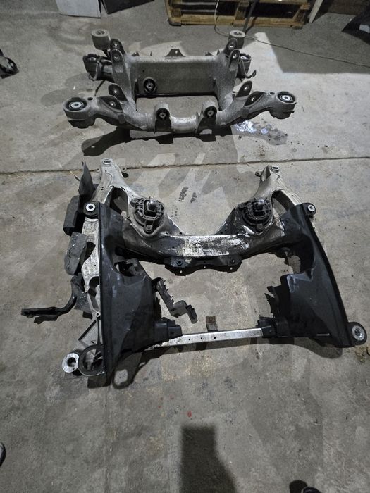 Jug cadru motor punte spate bmw f10 f11