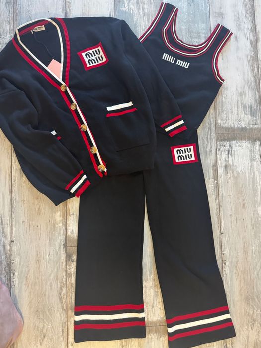 Дамски комплект нов