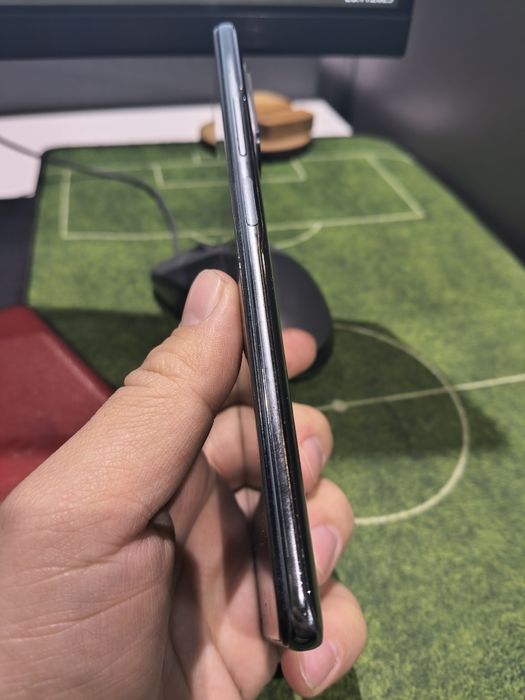 Продается Poco F3 8/256