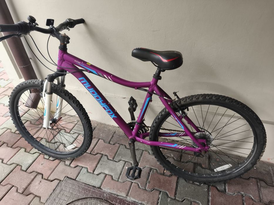 Vând bicicleta stare perfecta