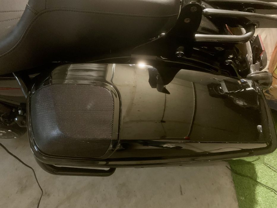 Нови!!! Капаци с говорители за куфари на Harley-Davidson Touring